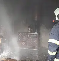 Köyde sobadan kaynaklı yangın