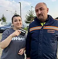 Temizlik personelinden örnek davranış
