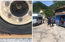 13 aracın lastiklerini kestiler