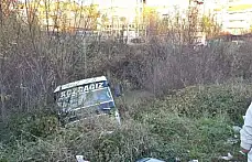 Az kalsın ırmağa düşüyordu