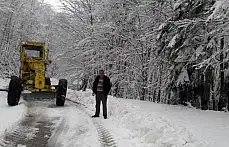 Bartın'da kapanan köy yolları açıldı