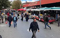 Bartın'da Salı pazarının nabzı