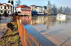 Bartın ırmağında tehlikeli yükseliş