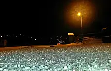 Fındık büyüklüğünde dolu yağdı