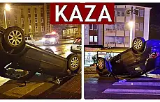 Kaldırıma çarpan otomobil takla attı