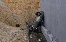 Kanala düştü, kurtarılmayı bekledi