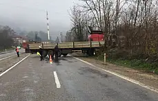 Kayan Tır yoldan çıktı