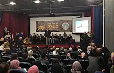 Talha Uğurluel konferansında izdiham