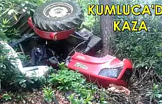 Traktör uçuruma yuvarlandı