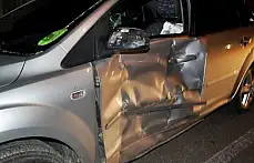 Virajı alamadı, beton duvara çarptı