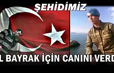 Zonguldak şehidine ağlıyor