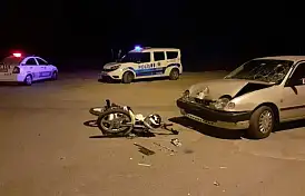 Otomobil ile motosiklet çarpıştı, 1 yaralı