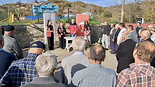 Köy köy geziyorlar