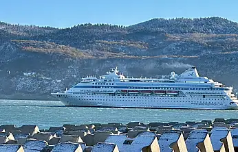 Astoria Grande, limana yanaşamadı