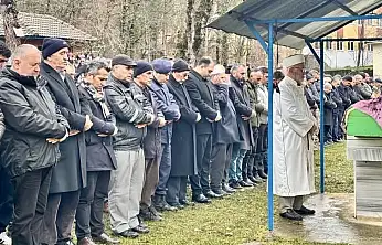 Kaymakam Kadiroğlu, acılı ailenin yanında