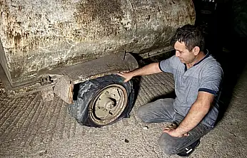 Patlak lastik onu durduramadı