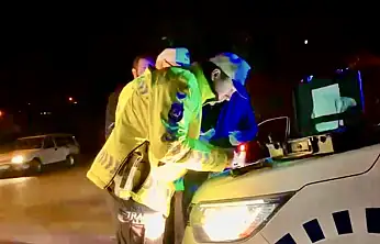 Tıyırtı rampasında polisin sabır testi