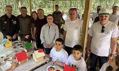 Çocuklar babaları ile kamp yaptı