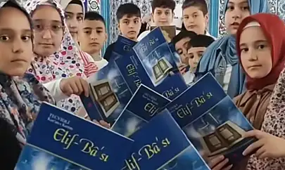 Çocuklar Kur'an öğreniyor!