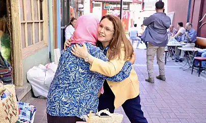 Valimiz var halkın içinde