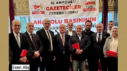 Anadolu Basının Çınarı ödülüne layık görüldü