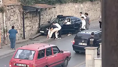 Belediye Durağına Çarptı!