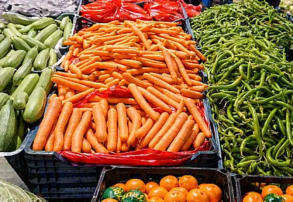 Soğuk hava pazarcıyı, fiyatlar vatandaşı üşüttü