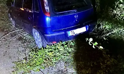 Dur ihtarına uymadı, kaza yaptı