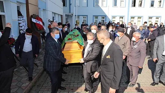 Alagöz son yolculuğuna uğurlandı