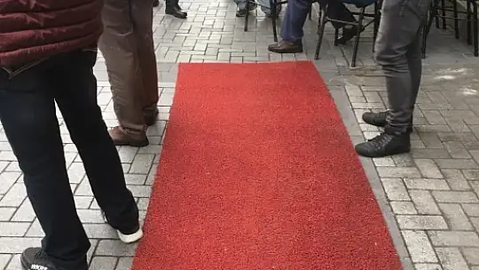 Şehir merkezinde bıçaklı kavga