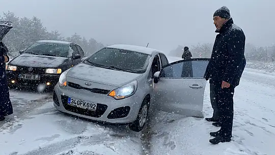 Amasra'da şiddetli fırtınada tekne battı