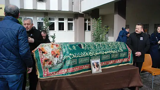 Hilal öğretmen gözyaşları ile uğurlandı