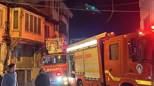 İşyerinde yangın çıktı