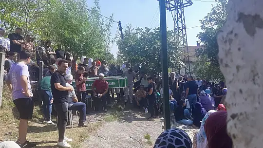 Göçükte kalan madenci defnedildi