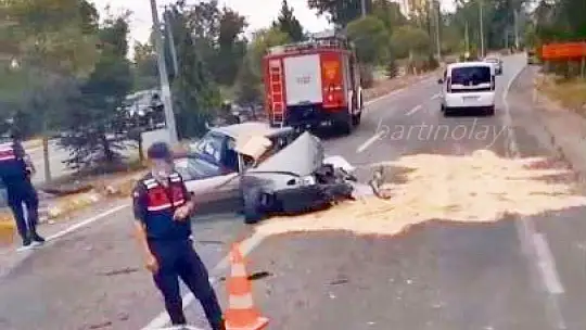 Çaycuma Bartın yolunda feci kaza