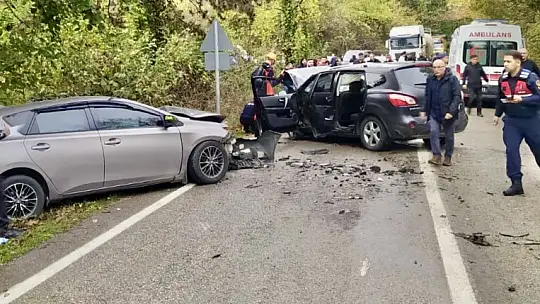 Kafa kafaya çarpışma, 1 ölü 5 yaralı