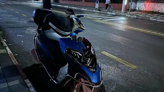 İki Motosiklet Çarpıştı