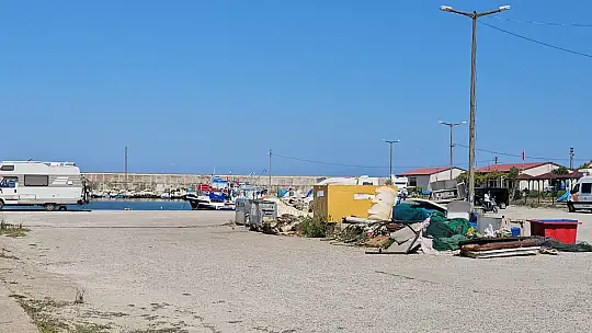Cide'de tekne faciası, 3 kişi kayıp