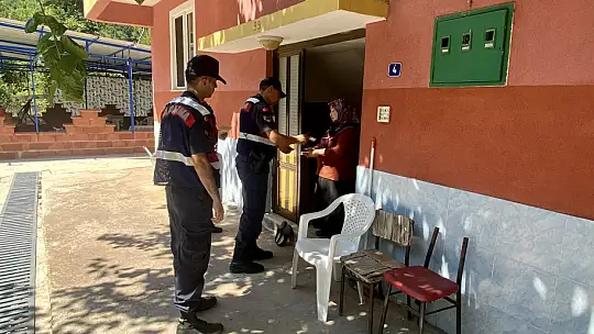 Dolandırıcı terminalde yakalandı
