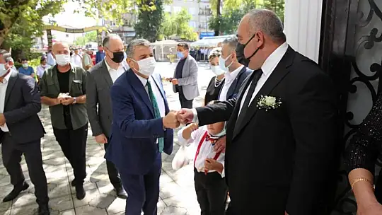 Aldatmaz ve Tan ailesinin mutlu günü