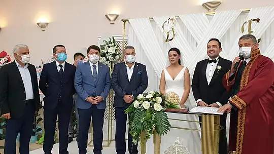 Aldatmaz ve Tan ailesinin mutlu günü