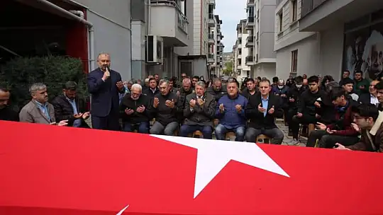 Emekli polis son yolculuğuna uğurlandı