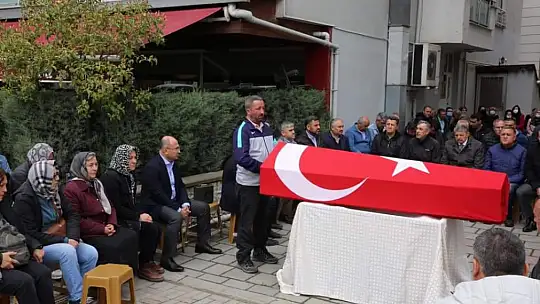 Emekli polis son yolculuğuna uğurlandı