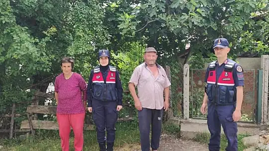 Yol kenarında gezerken bulundu