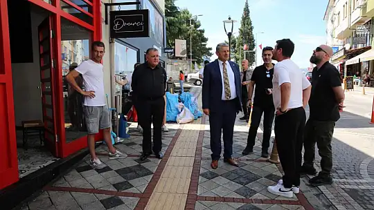 Yukarı çarşıdan dumanlar yükseldi