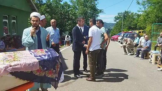 Aleyna son yolculuğuna uğurlandı