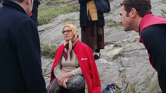 Yaşlı kadının evinde yangın çıktı