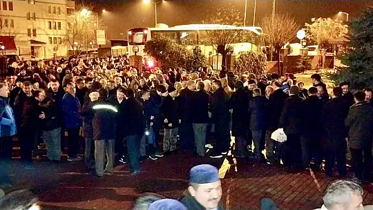 Bartın'dan 98 umreci dualarla uğurlandı