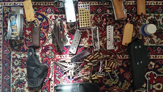 Çok sayıda silah ele geçirildi