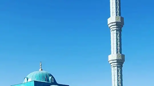 Murat Çelik Minareden dünyaya hizmet